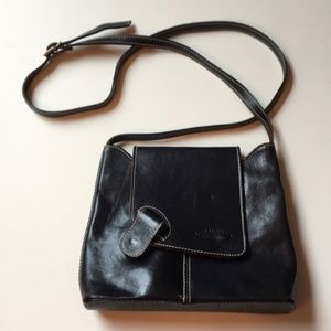 L’Artigiano Italian leather cross-shoulder purse